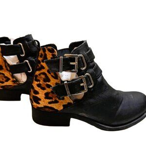 Kendall & Kylie 5" Leather Zipper Boots Women's size 7.5